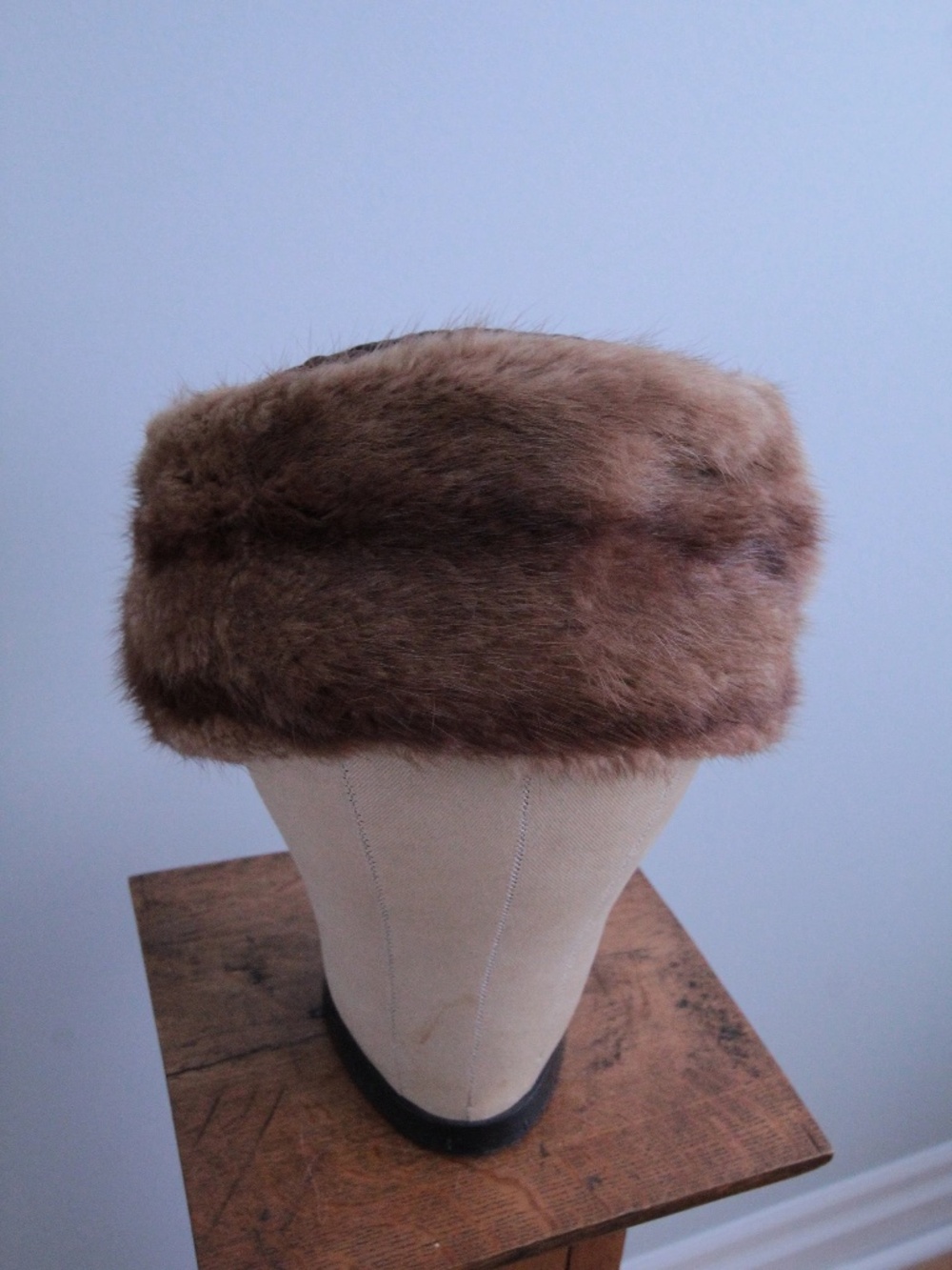 1960’s Muskrat Hat with Smocked Top